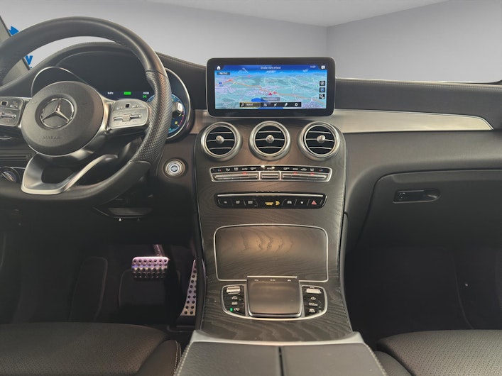 Vehicle image MERCEDES-BENZ GLC 200