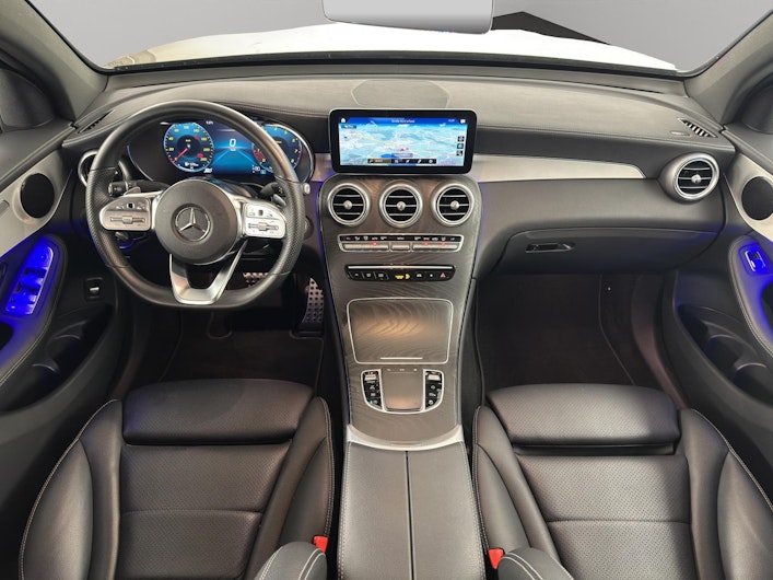 Vehicle image MERCEDES-BENZ GLC 200