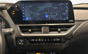 Lexus UX 250h Excellence + Ruote invernali