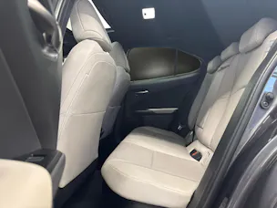 Lexus UX 250h Excellence + Ruote invernali
