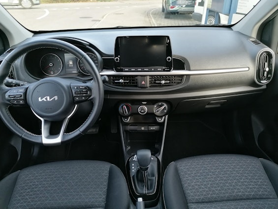 Vehicle image 5 Vehicle image 5