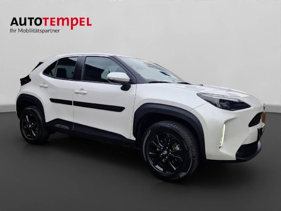 Vehicle image 3 Vehicle image 3