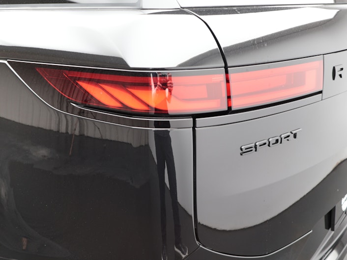 Vehicle image LAND ROVER RANGE ROVER SPORT