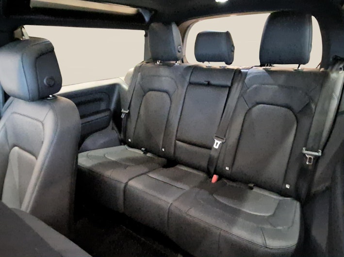 Vehicle image LAND ROVER DEFENDER