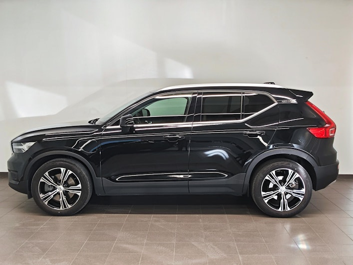 Vehicle image VOLVO XC40