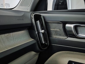 Vehicle image VOLVO XC40 1.5 T4 PiH Inscription + Ruote invernali