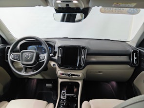 Vehicle image VOLVO XC40 1.5 T4 PiH Inscription + Ruote invernali