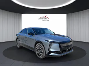 DS Automobiles No8 E-Tense Étoile 4x4