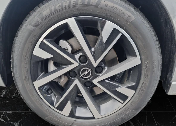 image du véhicule 10 image du véhicule 10