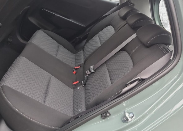 Vehicle image 7 Vehicle image 7