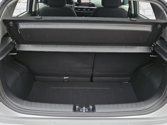 Vehicle image 8 Vehicle image 8