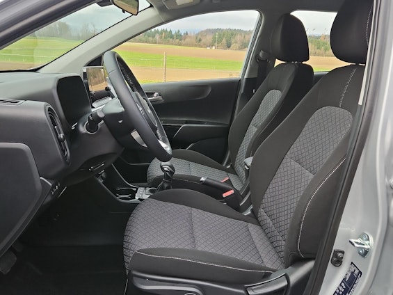 Vehicle image 6 Vehicle image 6