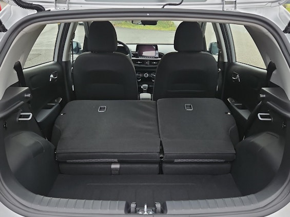 Vehicle image 9 Vehicle image 9