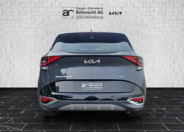 Vehicle image 3 Vehicle image 3