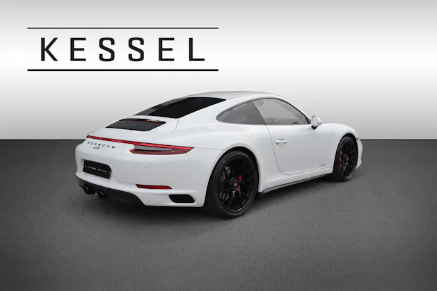 Porsche 911 Carrera 4 GTS PDK