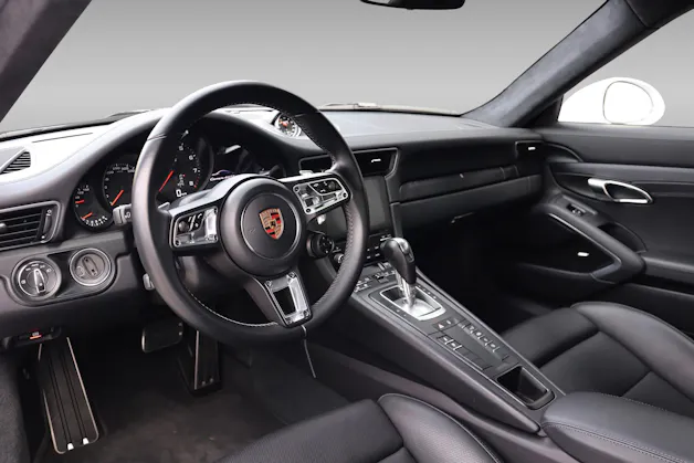 Porsche 911 Carrera 4 GTS PDK