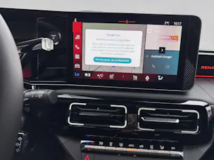 Renault R4 E-Tech Comfort Range 52 kWh Iconic