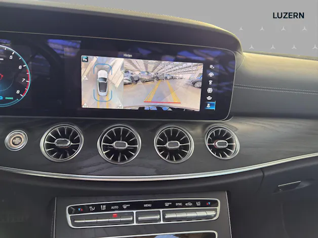 Mercedes-Benz E 200 Cabriolet 4Matic AMG Line 9G-Tronic