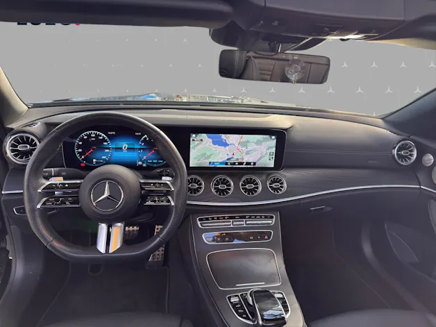 Mercedes-Benz E 200 Cabriolet 4Matic AMG Line 9G-Tronic