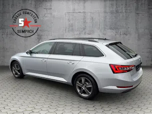 Škoda Superb Combi 2.0 TDi Ambition 4x4 DSG