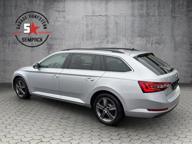 Škoda Superb Combi 2.0 TDi Ambition 4x4 DSG