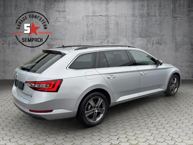 Škoda Superb Combi 2.0 TDi Ambition 4x4 DSG