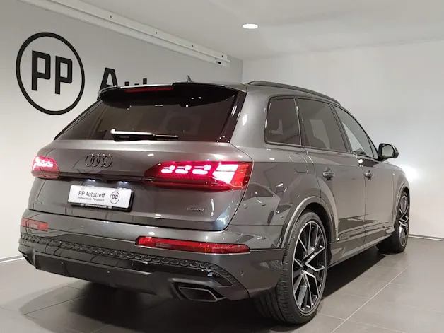 Audi Q7 SUV TDI quattro 210 kW S Line tiptronic