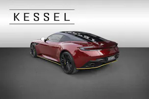 Aston Martin DB12
