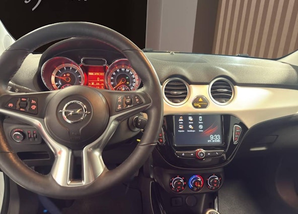 Vehicle image 3 Vehicle image 3