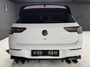 VW Golf 2.0TSI R 4M
