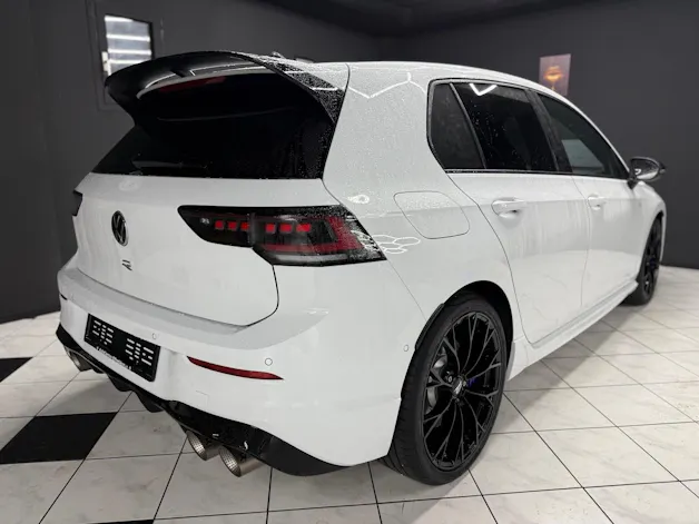 VW Golf 2.0TSI R 4M