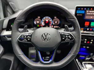 VW Golf 2.0TSI R 4M