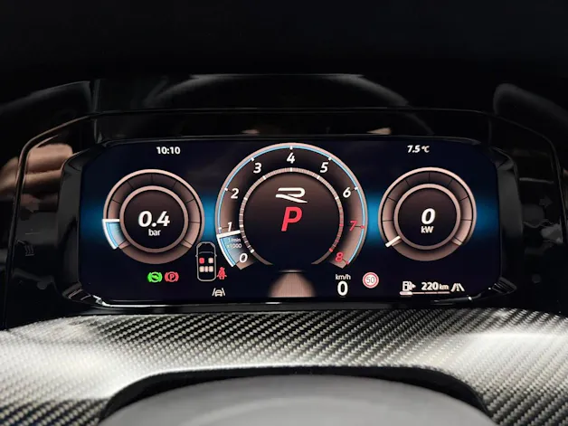 VW Golf 2.0TSI R 4M
