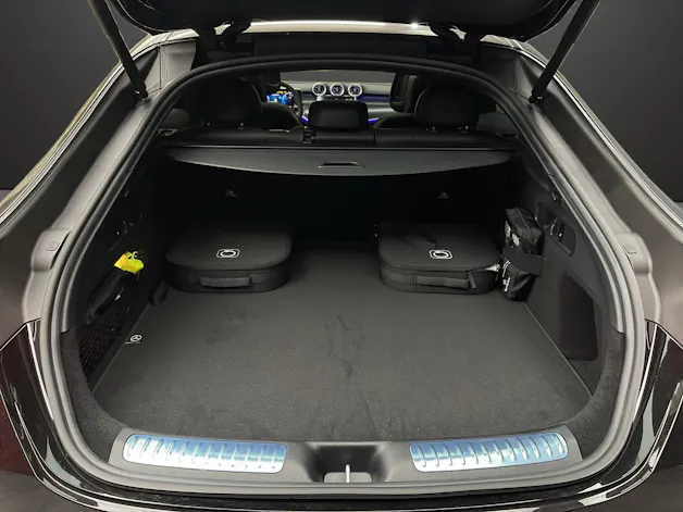 Mercedes-Benz GLC 300 de 4MATIC Coupé with EQ Hybrid