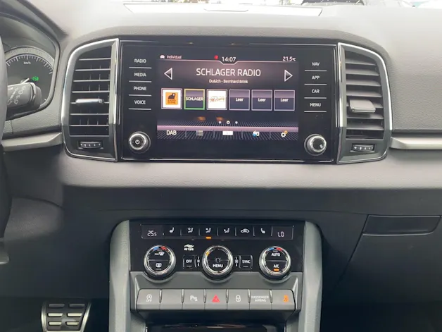 Škoda Karoq 1.6 TDI DSG CR Smile