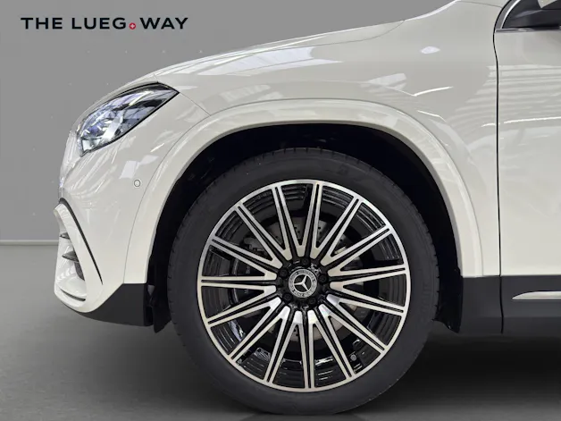 Mercedes-Benz GLA 250 4Matic 8G-DCT Swiss Star