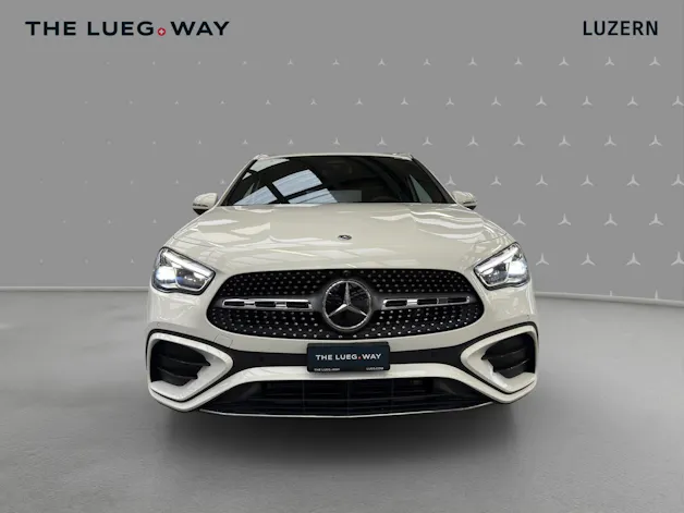 Mercedes-Benz GLA 250 4Matic 8G-DCT Swiss Star