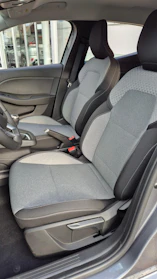 MITSUBISHI COLT 5
