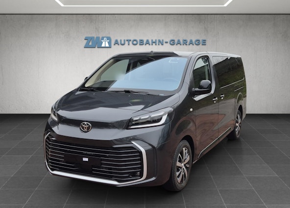 First vehicle image First vehicle image