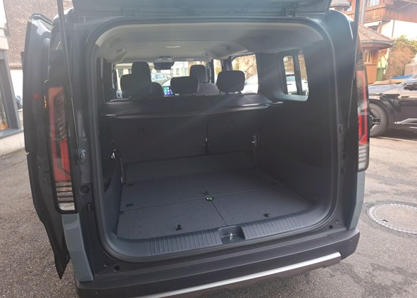 image du véhicule 12 image du véhicule 12