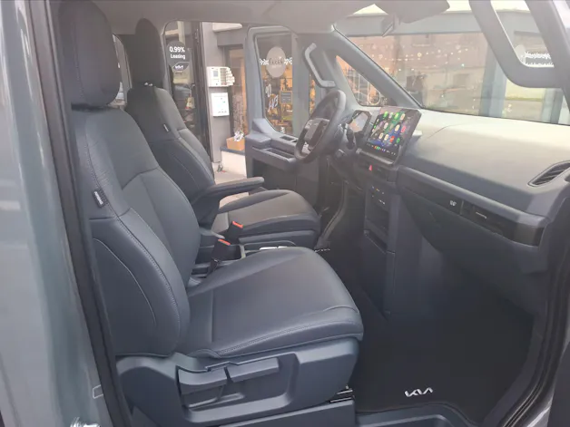 Kia PV5 Passenger 71.2 kWh Plus