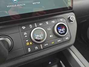 Fahrzeugbild LAND ROVER Defender 90 3.0 D I6 350 X-Dynamic HSE 1.99% Leasing Eintauschprämie 10'000.-