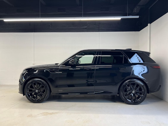 Vehicle image 7 Vehicle image 7