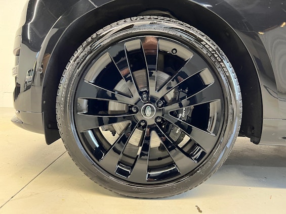 Vehicle image 10 Vehicle image 10