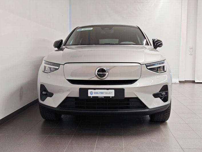 Vehicle image VOLVO C40