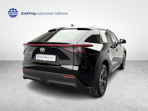 Vehicle image 4 Vehicle image 4