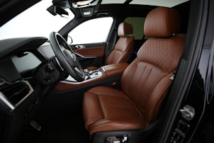 Vehicle image BMW X5 M50d xDrive