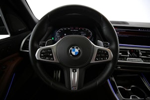 Vehicle image BMW X5 M50d xDrive