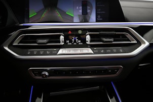 Vehicle image BMW X5 M50d xDrive