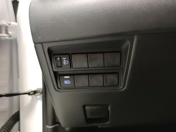 Vehicle image 19 Vehicle image 19